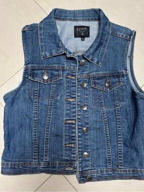 Love Culture Blue Denim Sleeveless Jean Jacket
